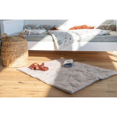 TRÄUMELAND Hrací deka Signature Taupe 95 x 115 cm - t068101_004