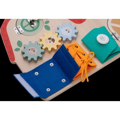 FREEON Free2Play Activity Board Domeček - 75032_003