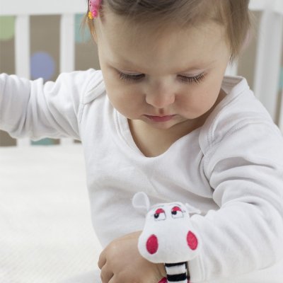 MOMS CARE Chrastítko na ruku Panda - 75250_001