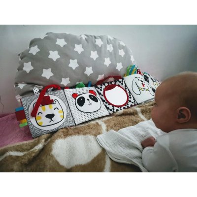 MOMS CARE Senzorické leporelo White & Black - 75282_002