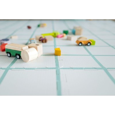 PLAY AND GO Tiloo EEVAA Podložka na hraní a domeček Hopscotch - 51100sp_020